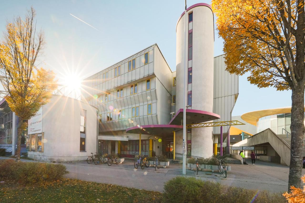 Olympiaworld-Landessportzentrum Innsbruck Exterior photo